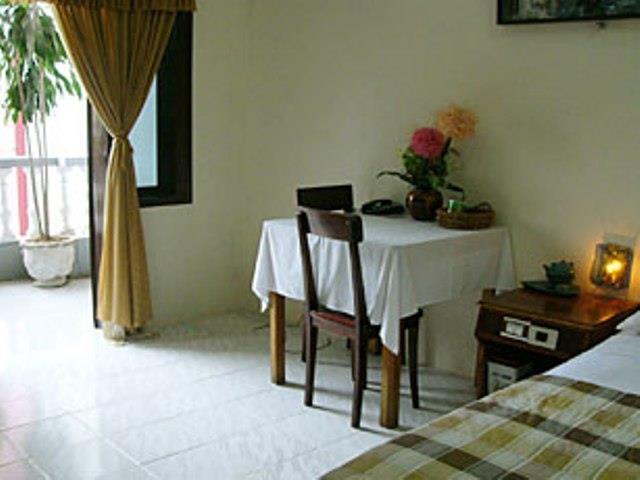Dong Loi Hotel Хуе Екстериор снимка